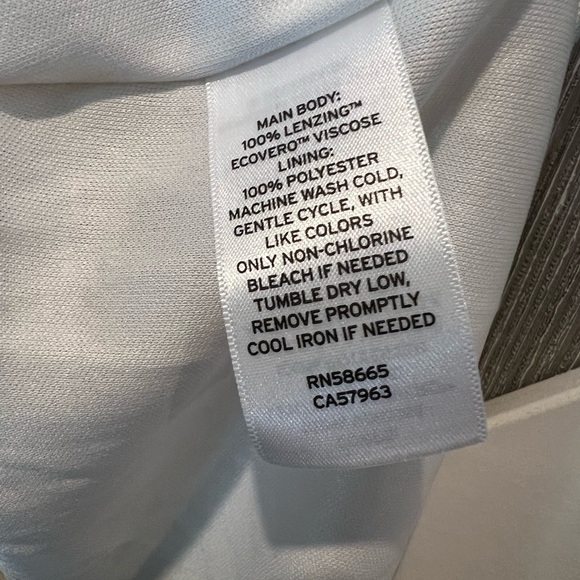 260. NWT B.P. Plus Floral Halter Dress 4X - Picture 3 of 3